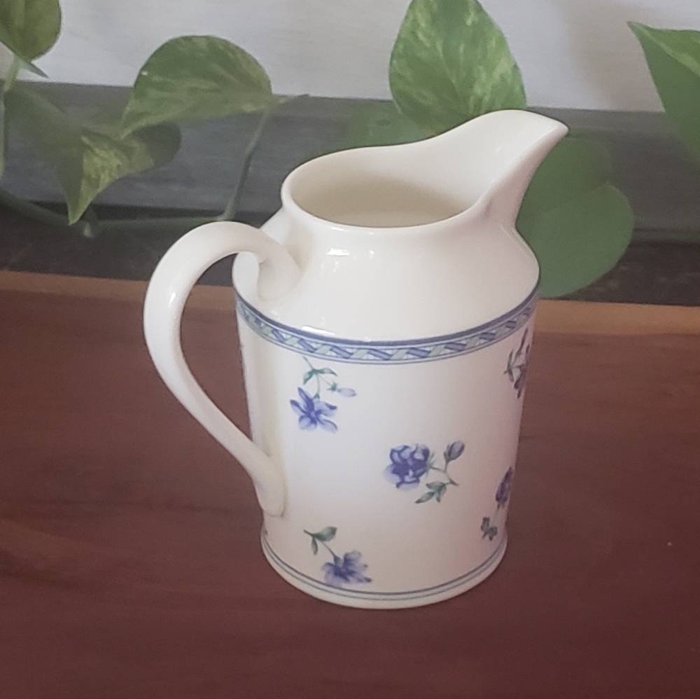 Blue Medley Creamer by MIKASA 4"